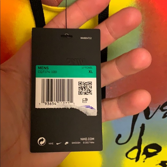 Nike sweatshirt - Picture 6 of 7